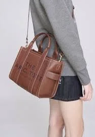 Marc jacobs leather tote bag