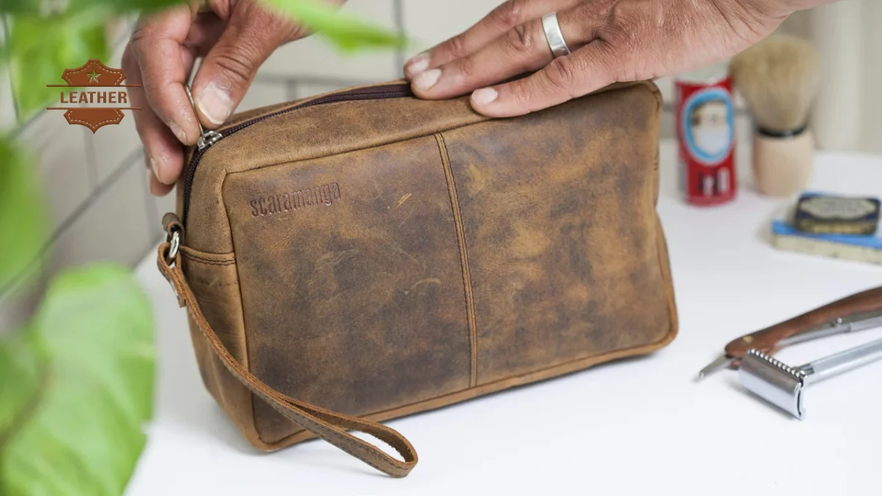 Leather wash bag mens