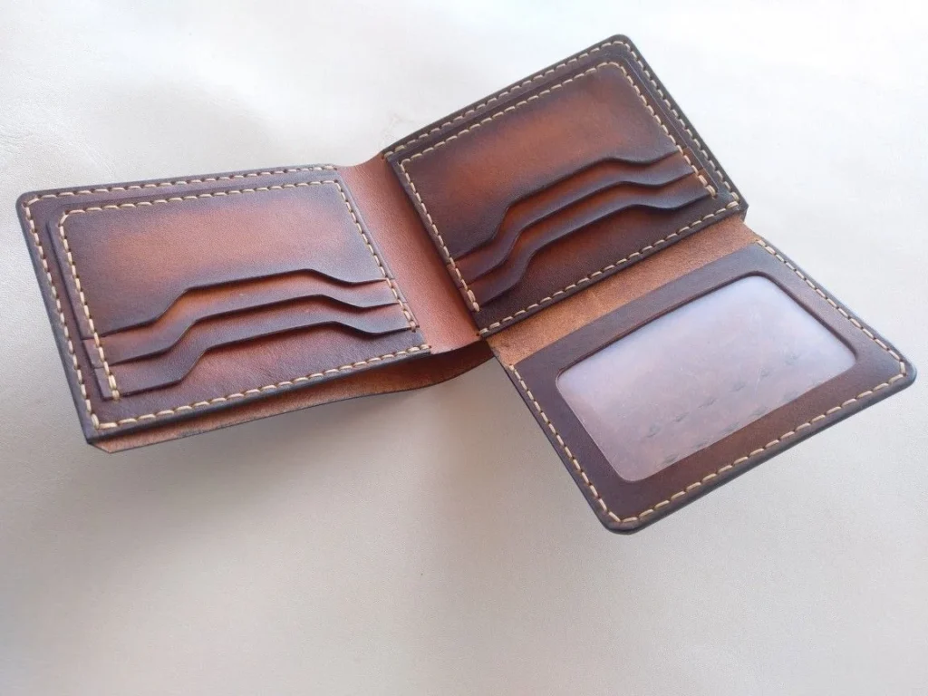 mens bifold leather wallet